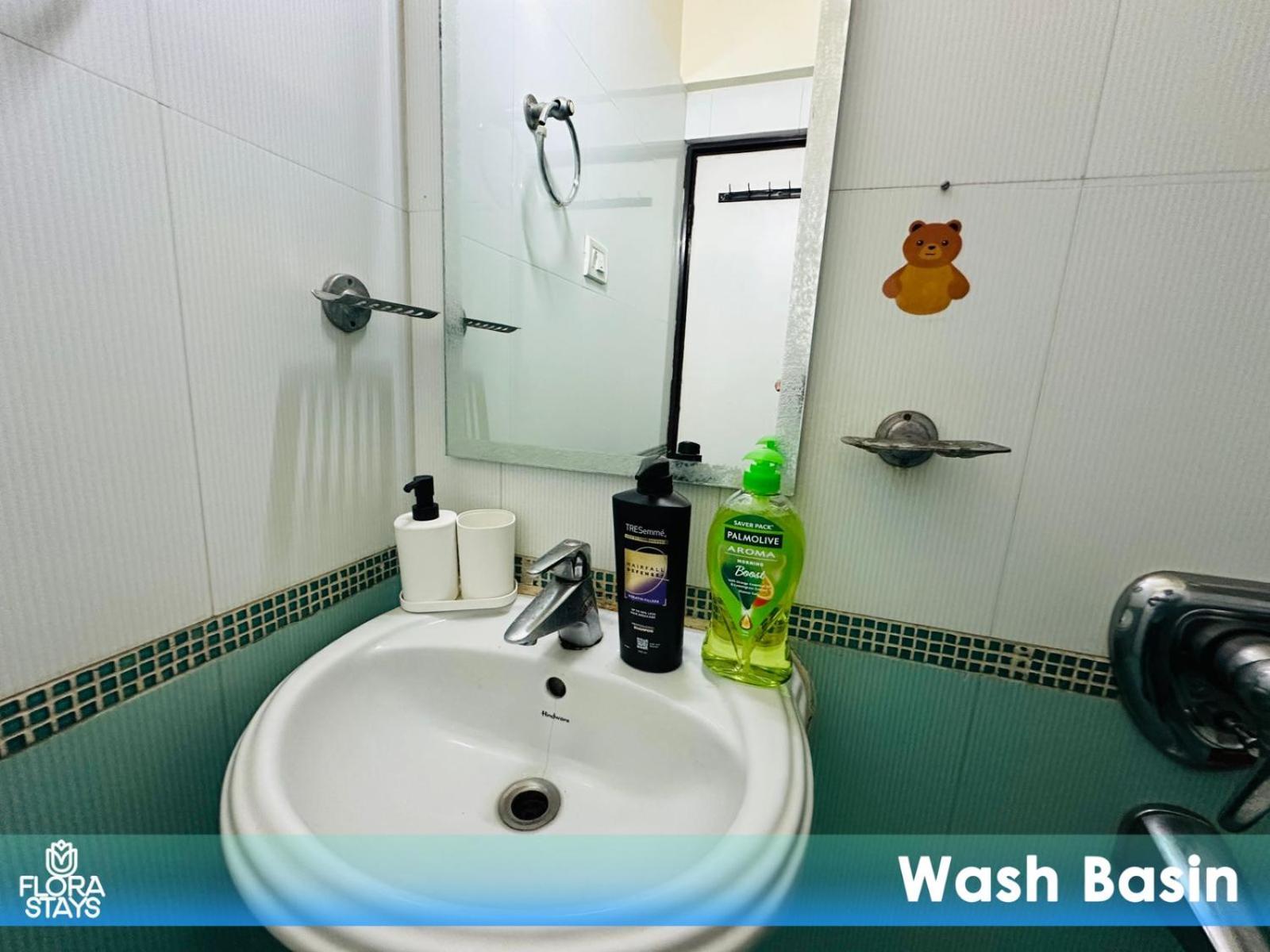 1br Service Nr Lnt Powai * Bombaj